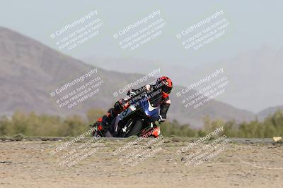 media/Dec-01-2025-Moto Forza (Mon) [[2daa91e15f]]/2-Intermediate Group/Session 2 Turn 9 Entry/